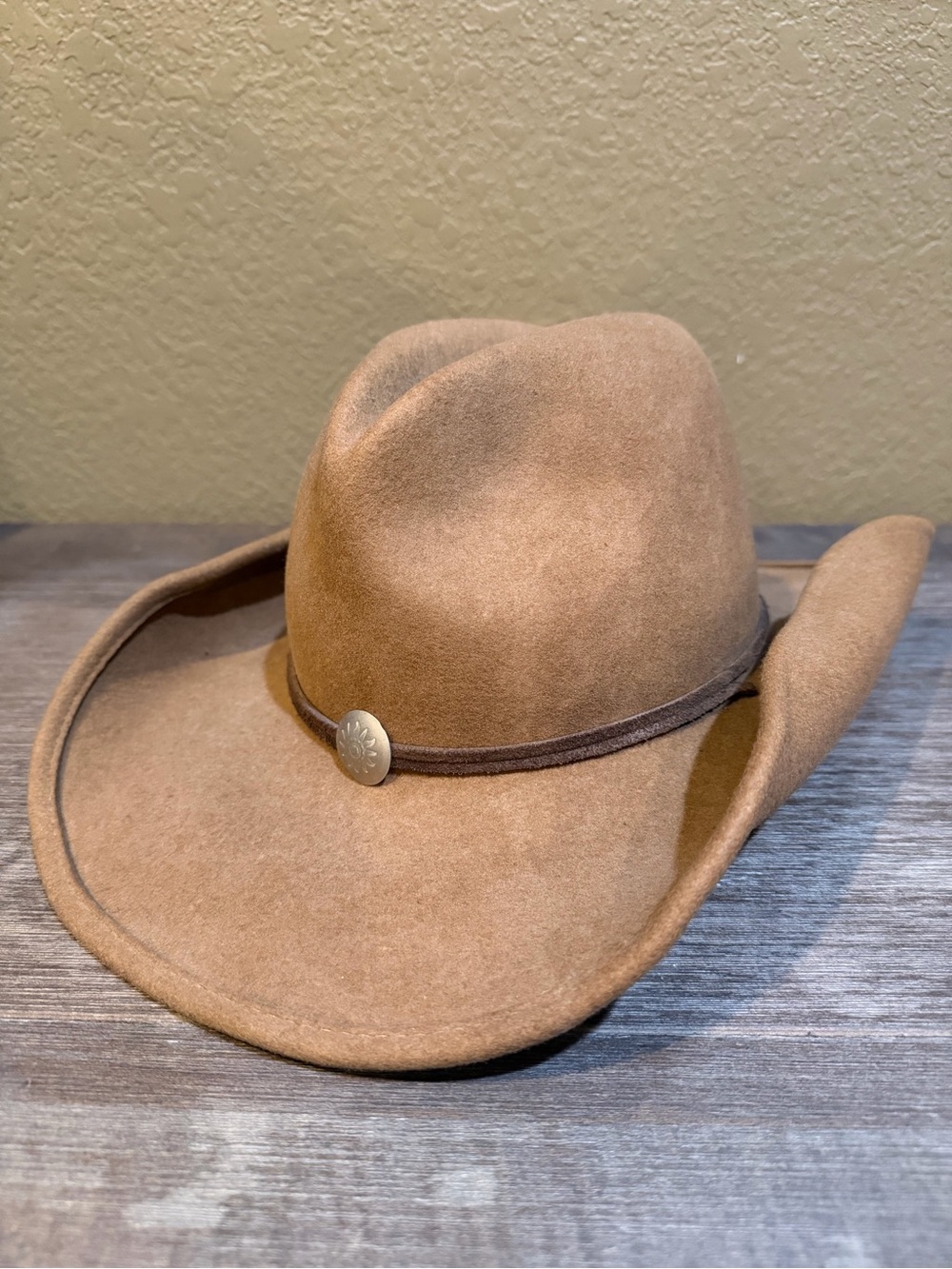 Unisex Scala Tan Felt Cowboy Hat with Decorative Concho